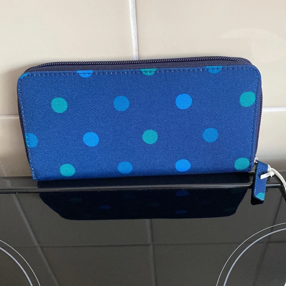Cath Kidston Recycled Power Spot Continental Zip Wallet - Picture 2 of 5